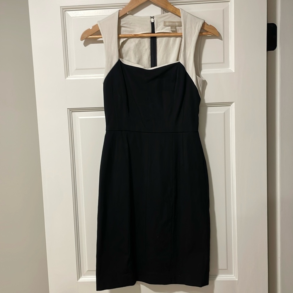 Banana Republic Black and White Color Block Stretch Dress - Size 2